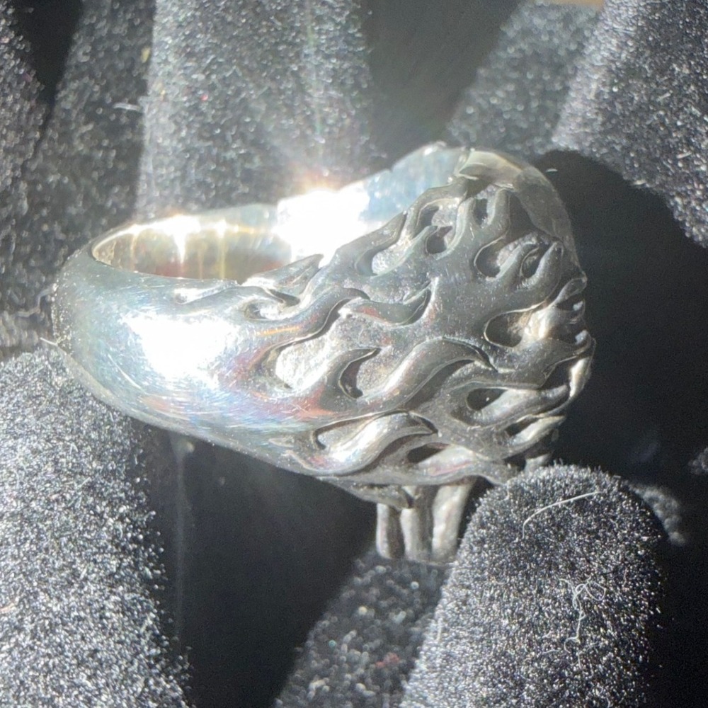 The Travis Barker x Clocks + Colour "Guardian" Skull Ring Sterling Silver - Picture 2 of 5